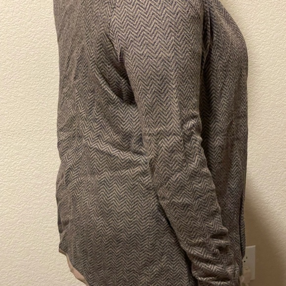 Cardigan - Picture 2 of 3